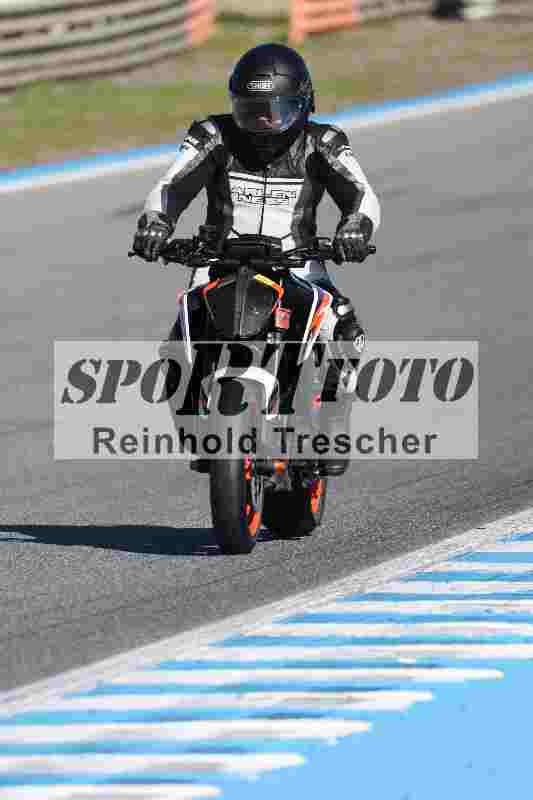 /Archiv-2025/02 28.-31.01.2025 Moto Center Thun Jerez/gruen-green/4